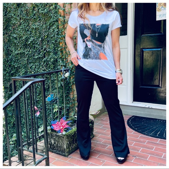 Paris Fabulous Graphic Tee with stone details - Picture 8 of 9